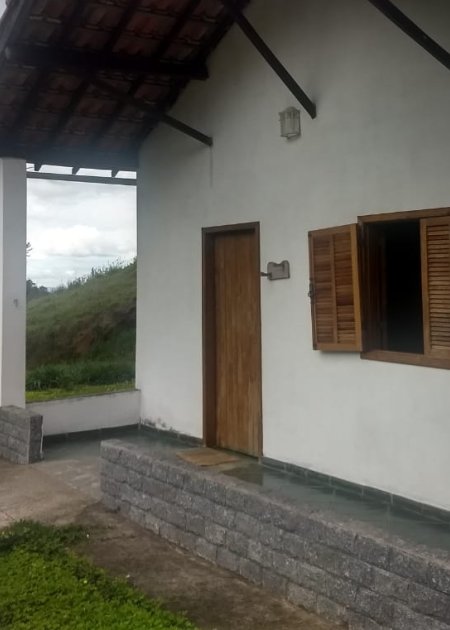 TIÊ-SANGUE   Chalé 3 TIÊ-SANGUE   Chalé 3