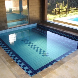 Sauna com Piscina aquecida Sauna com Piscina aquecida